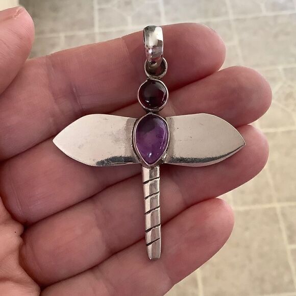 NWOT 𝅺STERLING SILVER 925 AMETHYST DRAGONFLY PENDANT​​ - Picture 6 of 7